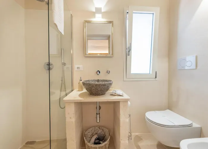 Amanda Вилла Остуни