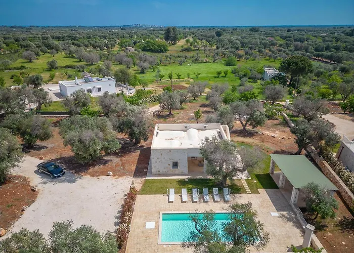 Amanda Вилла Остуни